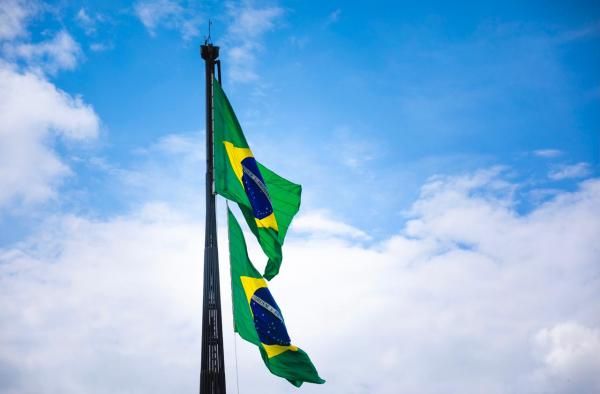 19 DE NOVEMBRO É DIA DE UM DE NOSSOS MAIORES SÍMBOLOS NACIONAIS: É DIA DA BANDEIRA
