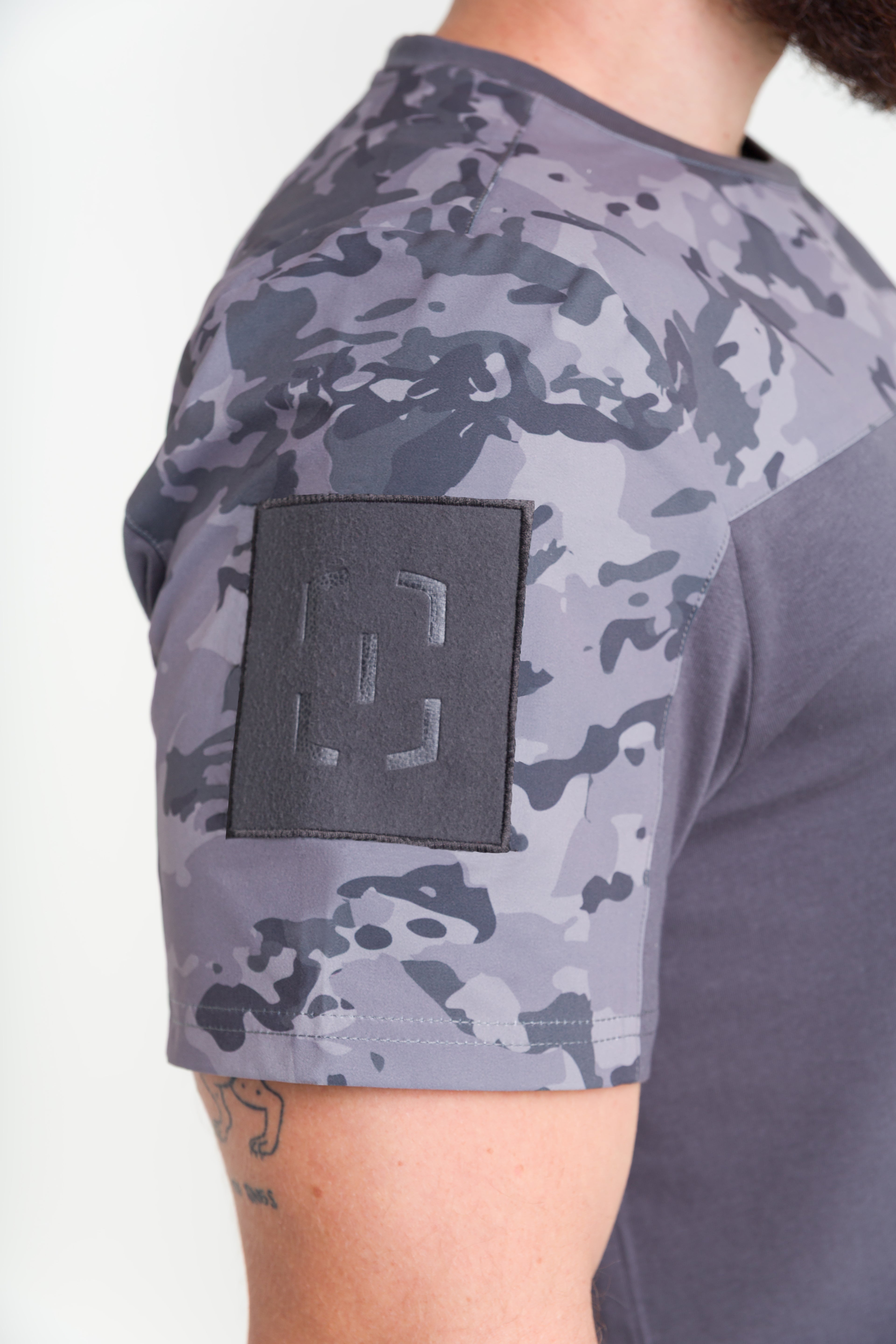 Camiseta Infantry NFL - Cinza