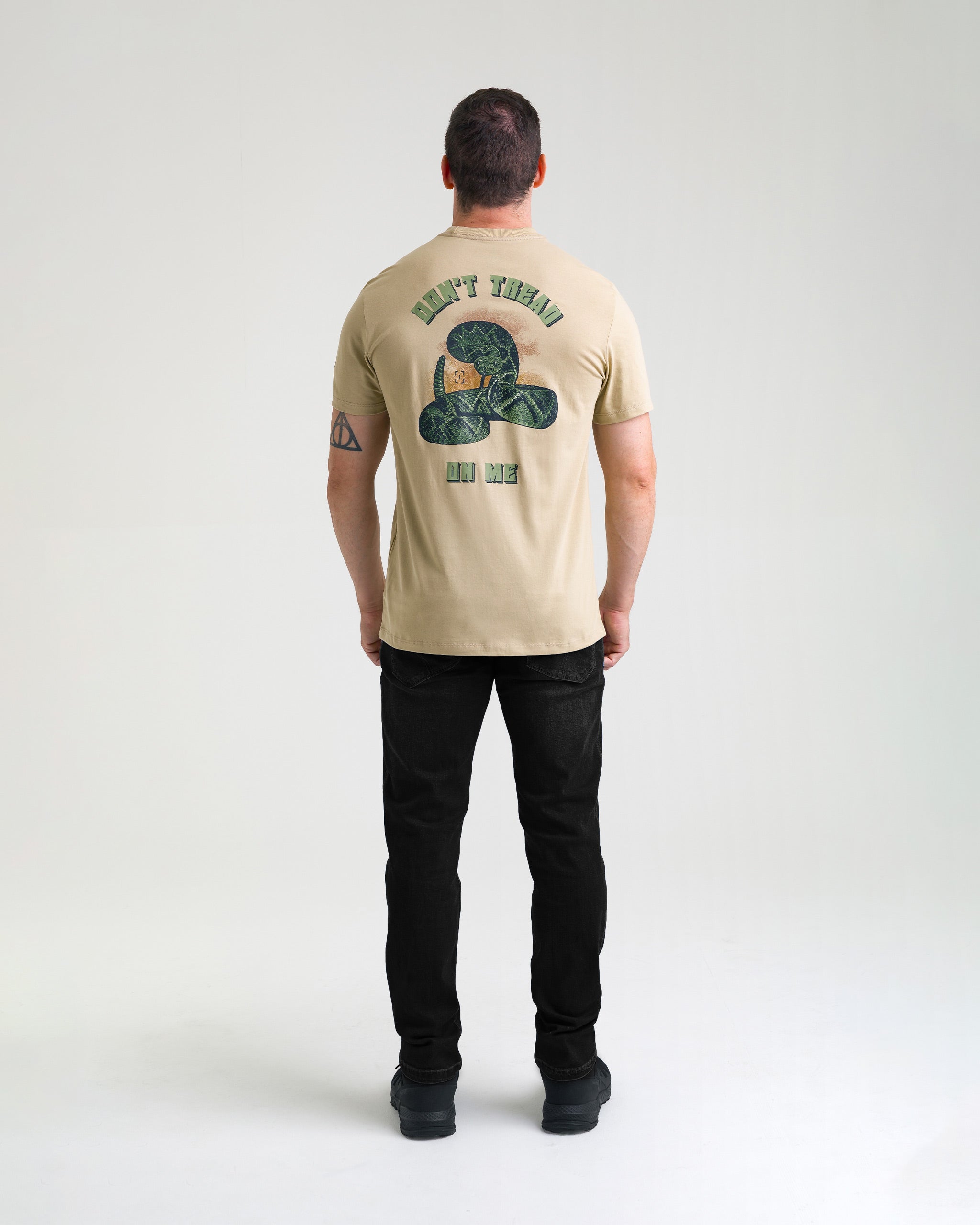 Camiseta Concept DTOM Classic 10 anos - Cáqui