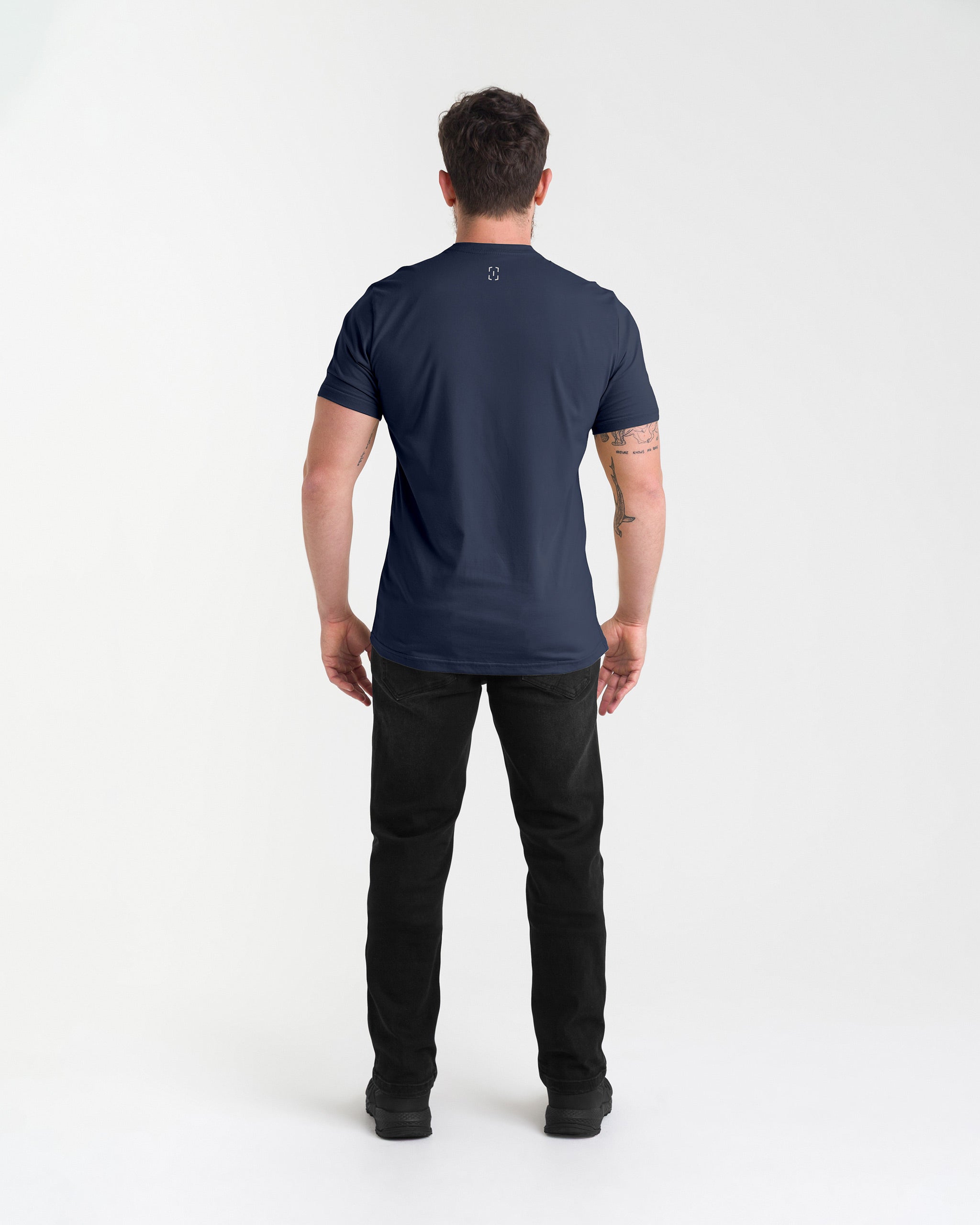 Camiseta Concept Forged In Steel - Azul Marinho