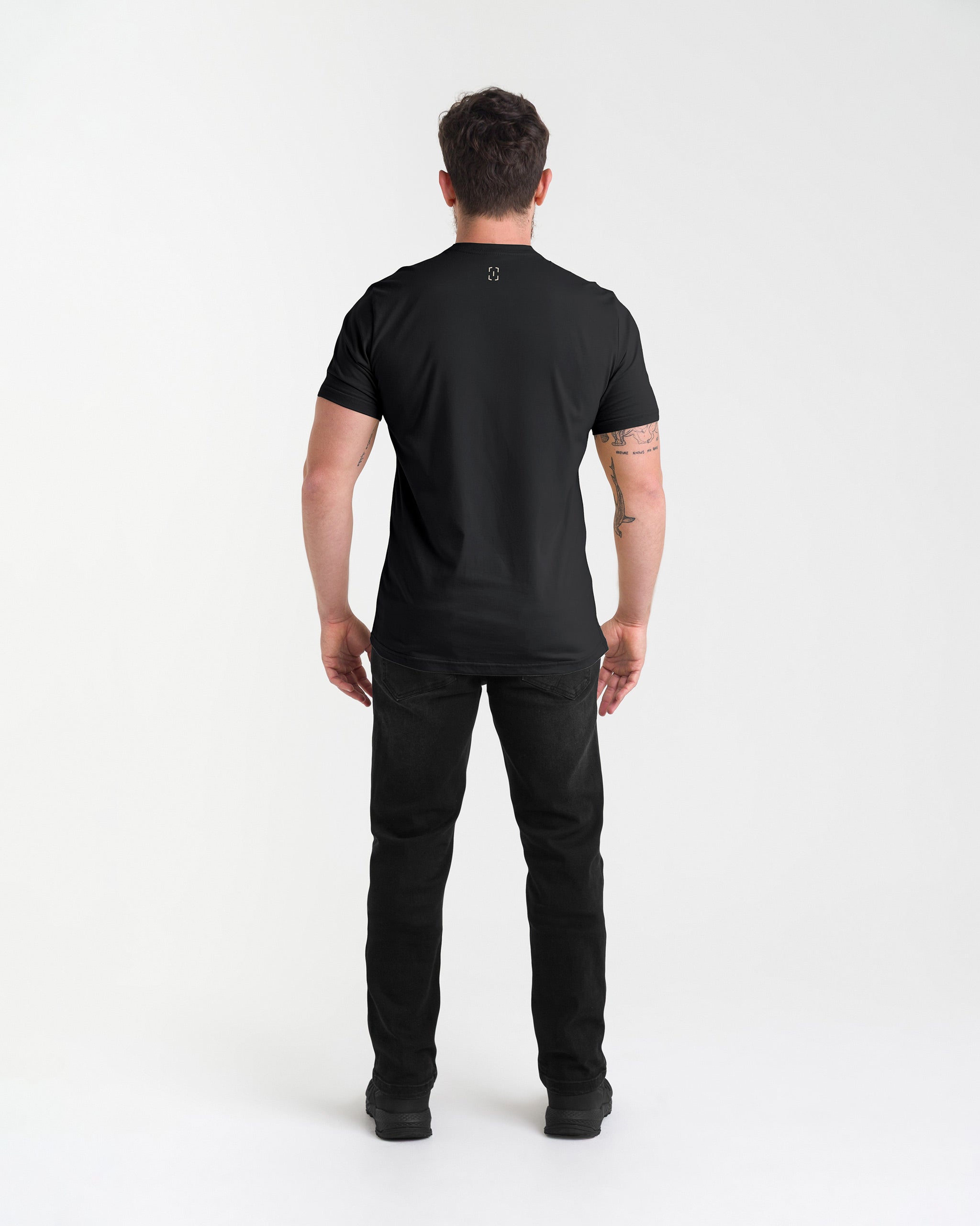 Camiseta Concept Forged In Steel - Preta