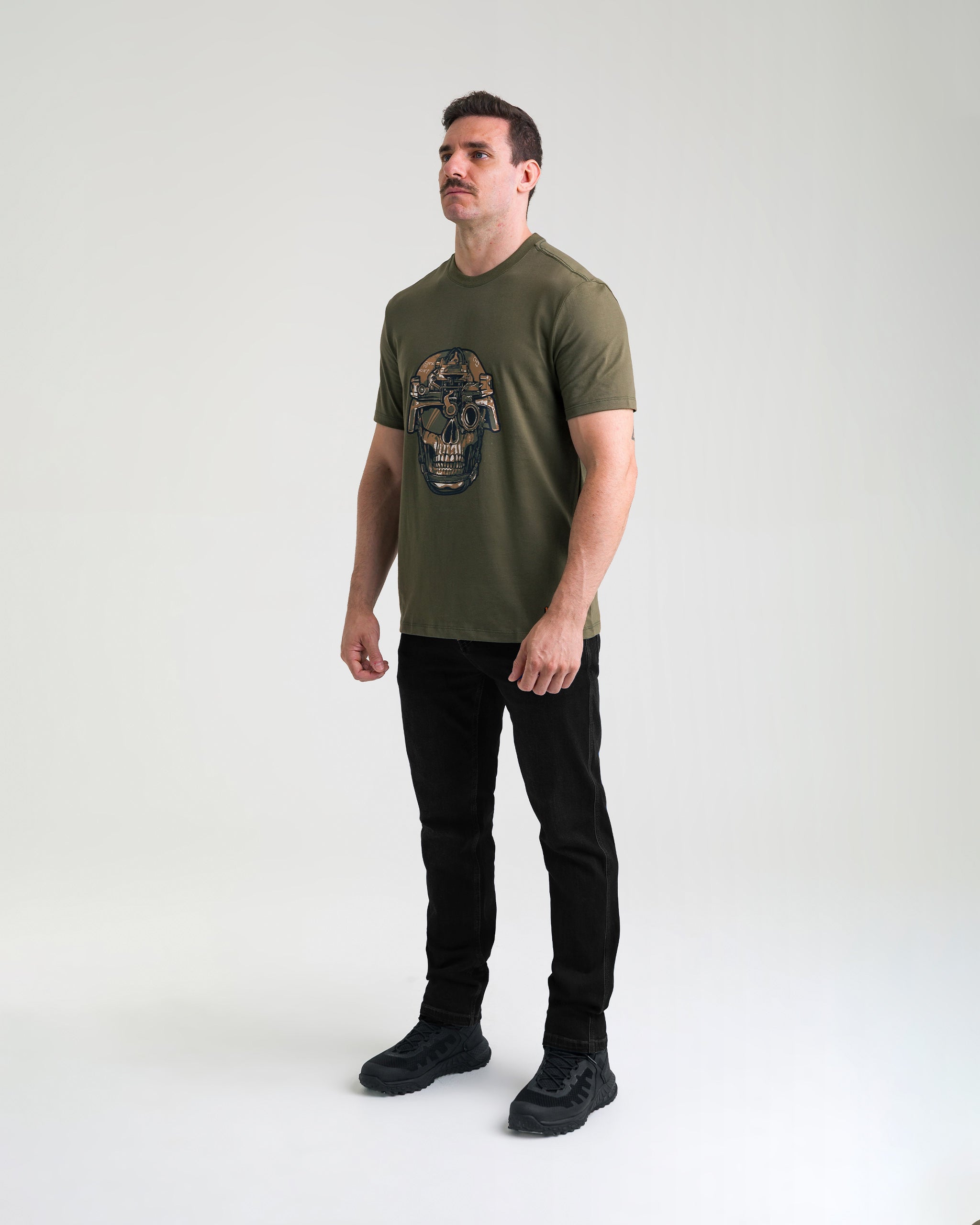 Camiseta Concept Old Skull 10 anos - Verde - INVICTUS
