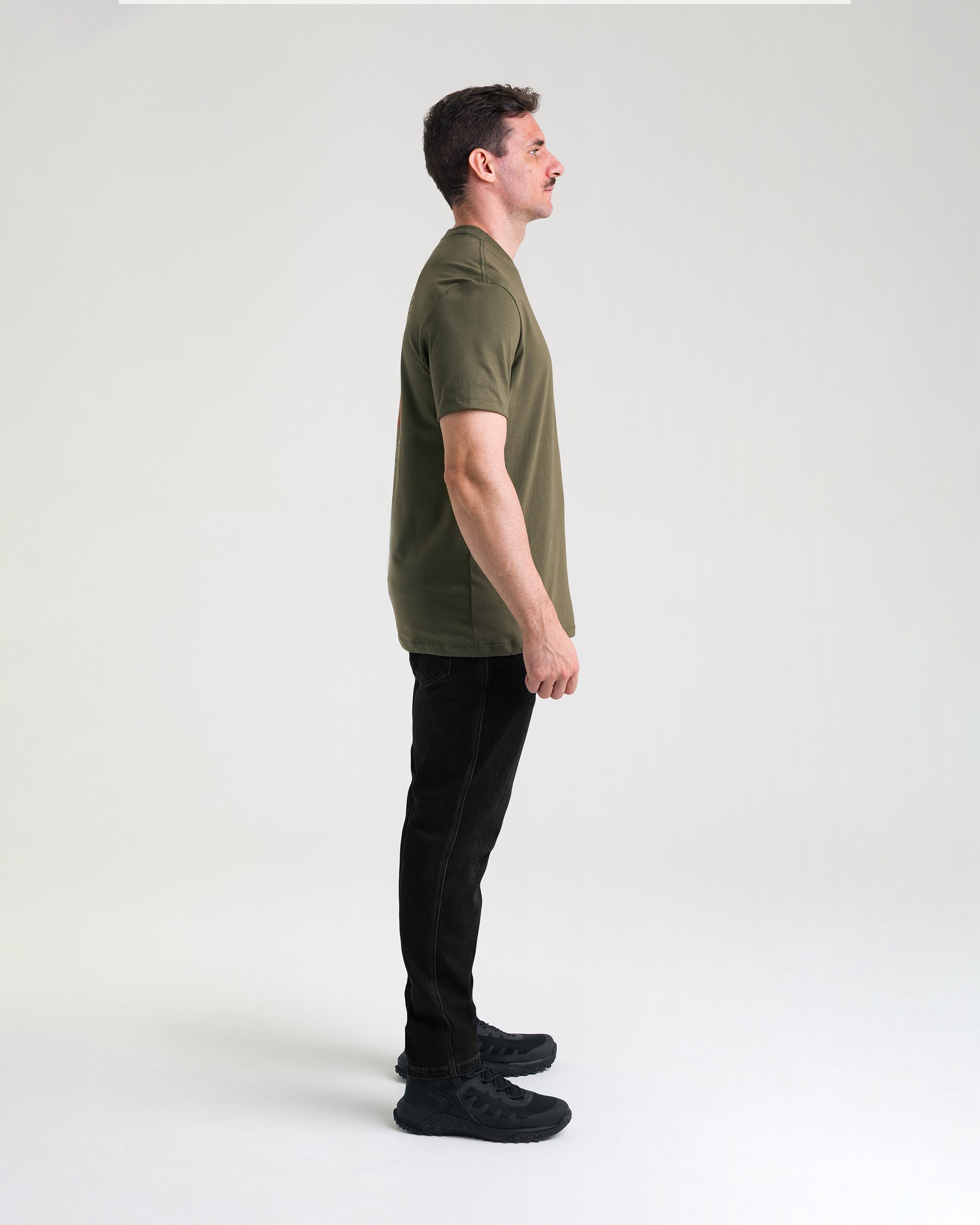 Camiseta Concept Snake Bones Masculina - Verde - INVICTUS