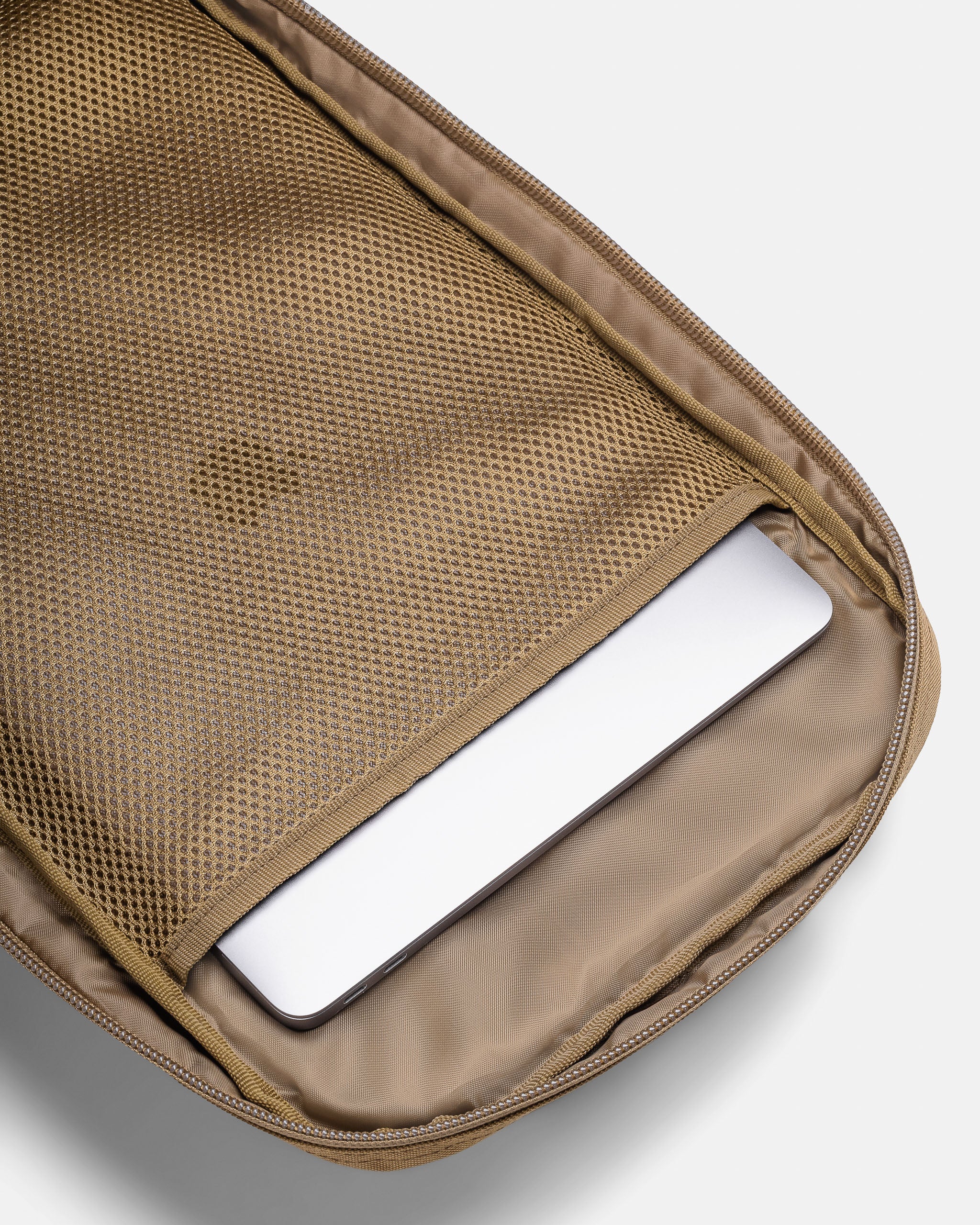 Mochila Tática Assault 2.0 30L - Coyote