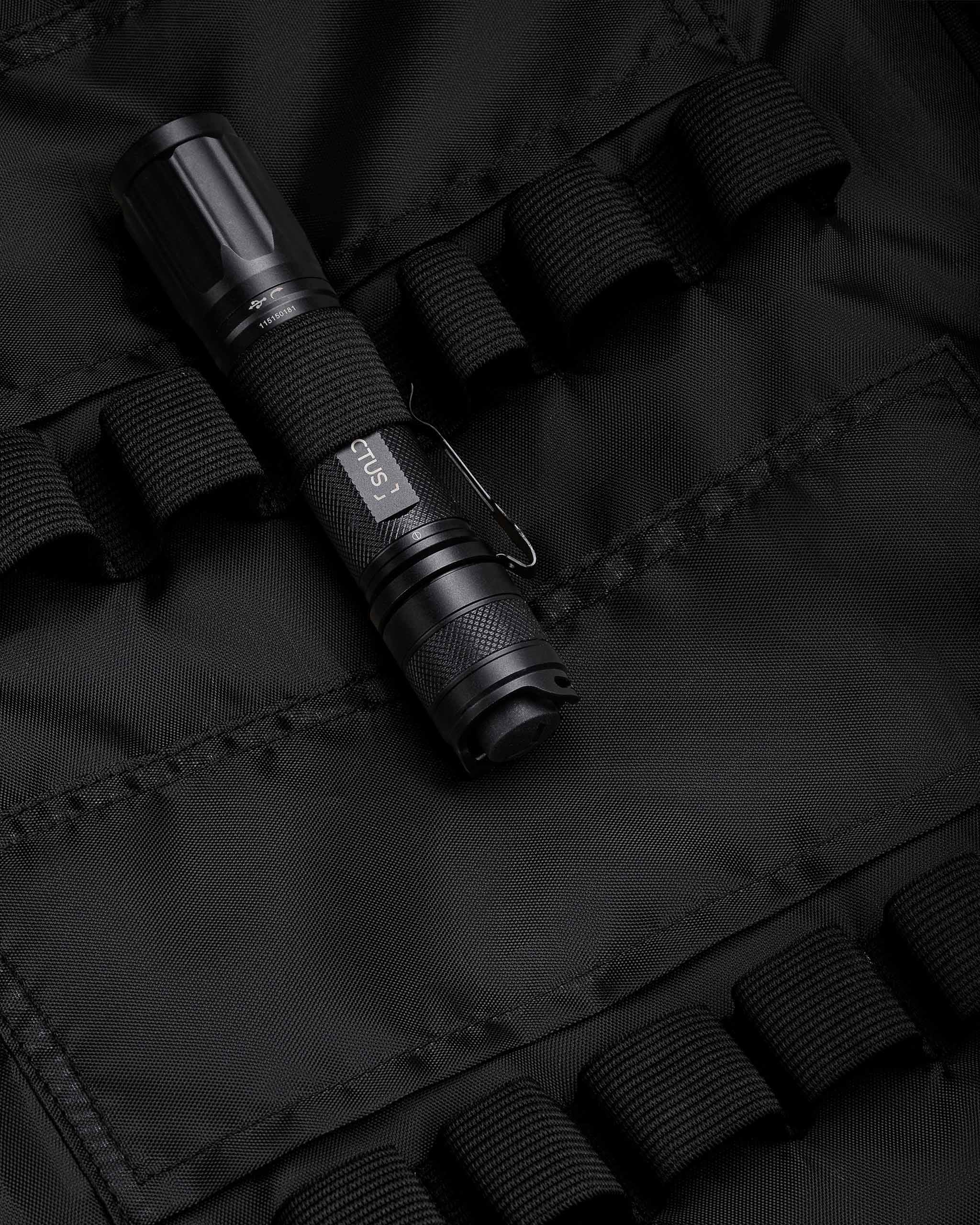 Mochila Duster 2.0 35L - Warskin Black