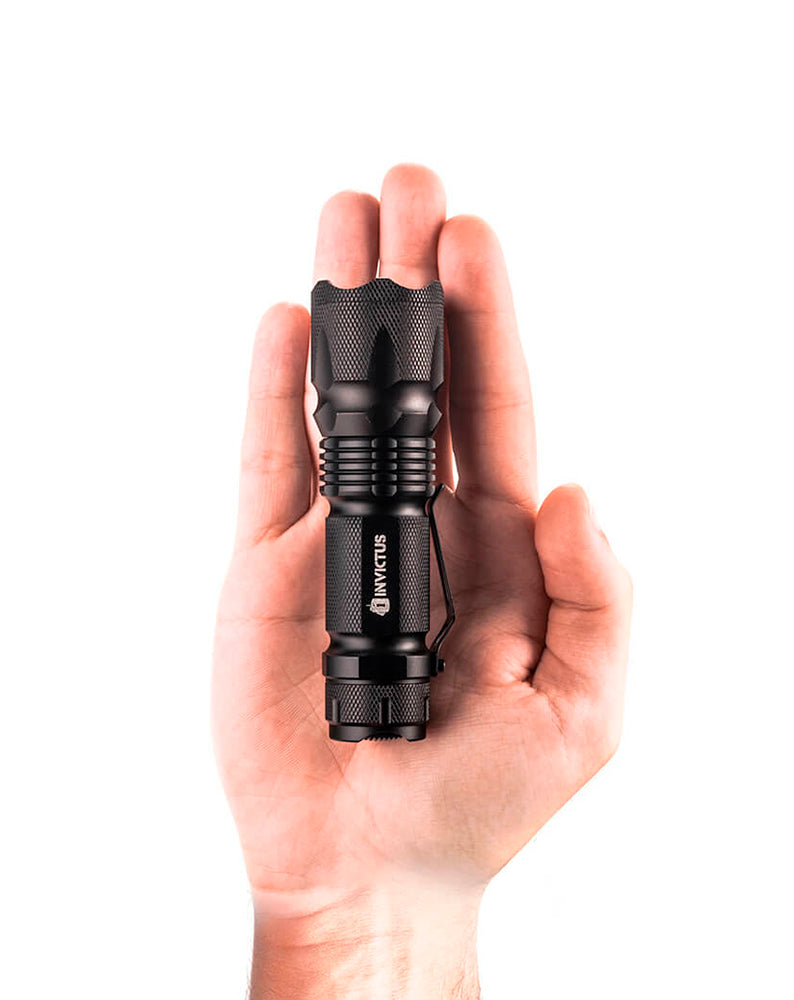 Lanterna Corvus U2 300 Lumens