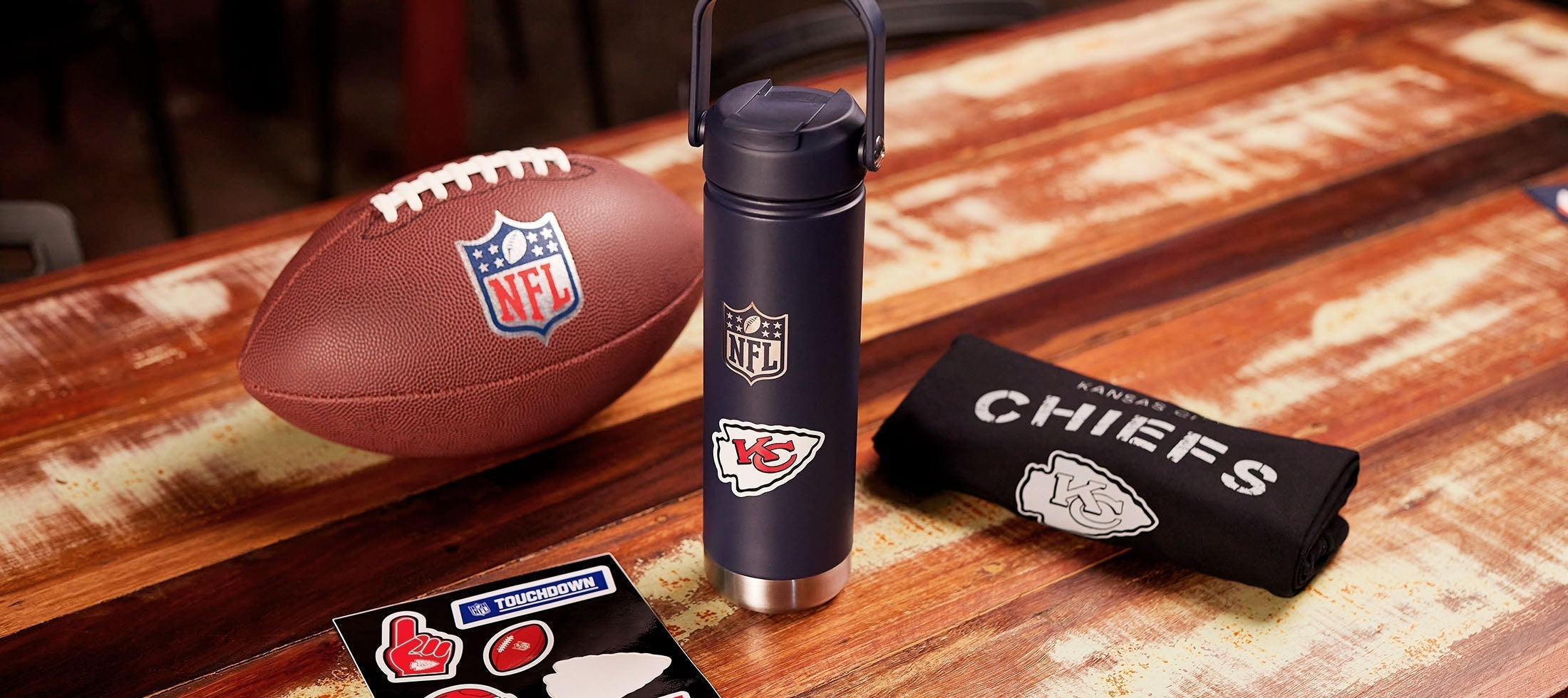 Como a influência militar moldou o futebol americano – e por que ela vive na coleção INVICTUS + NFL