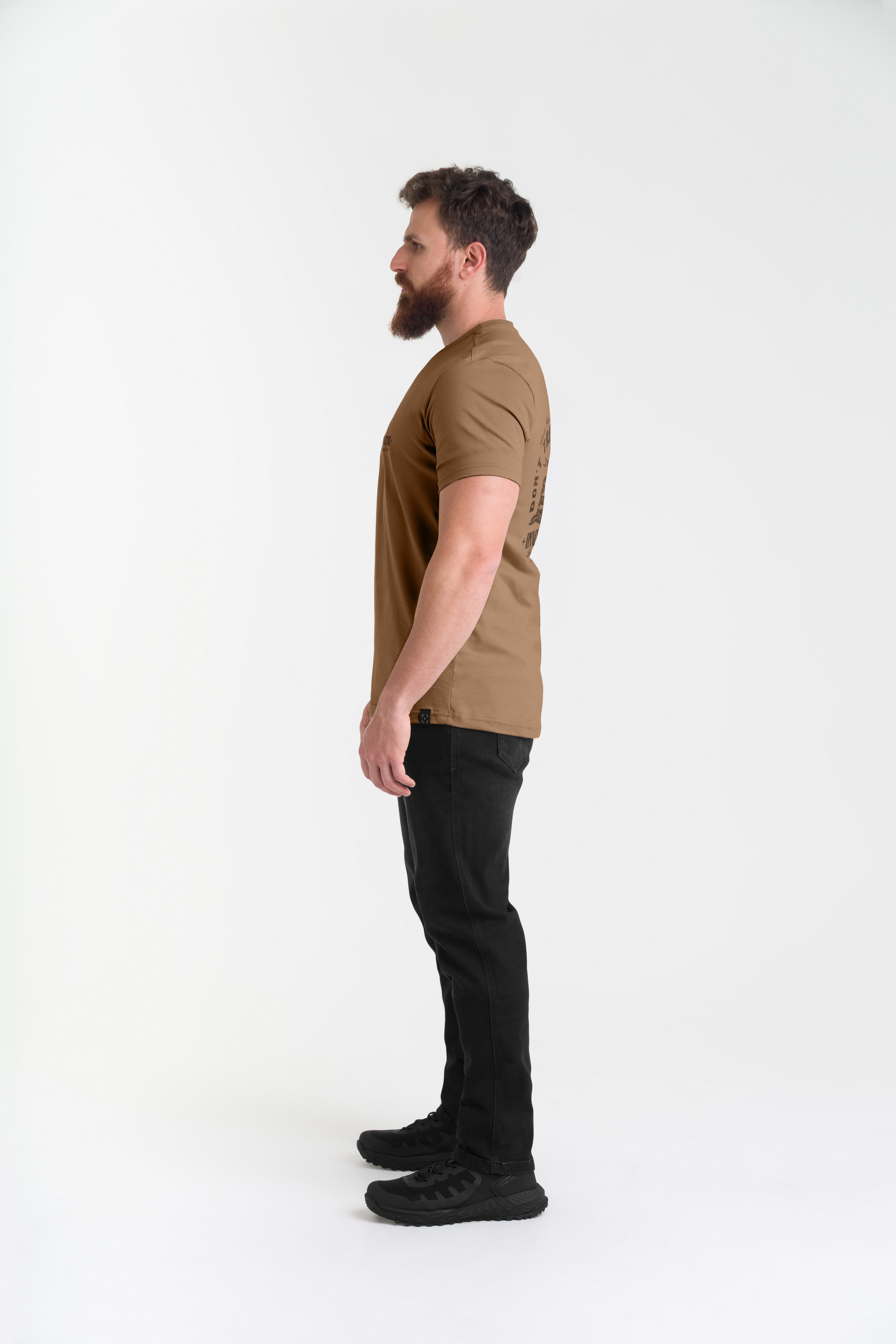 Camiseta Concept Don’t Tread Flag - Marrom