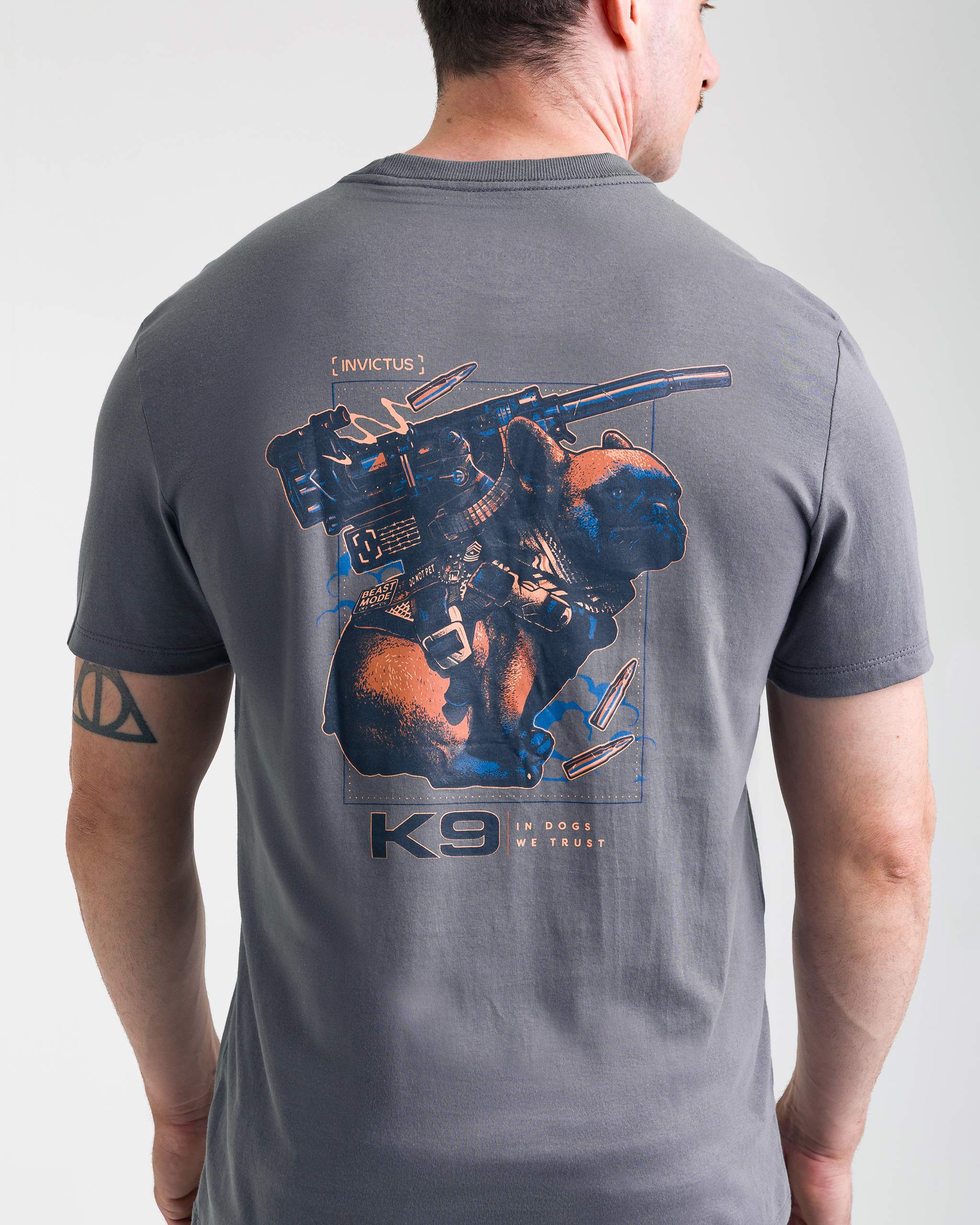 Camiseta Concept K9 Buddy 10 anos - Chumbo - INVICTUS