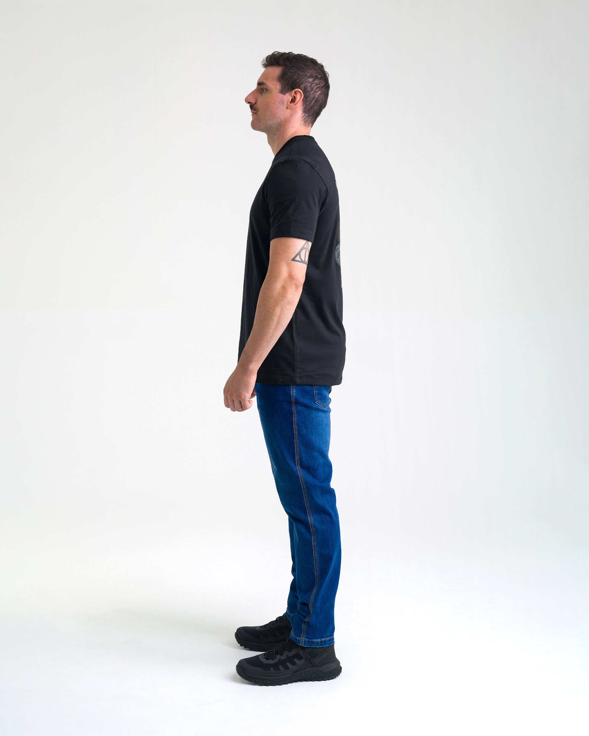 Camiseta Concept Snake Bones Masculina - Preta - INVICTUS