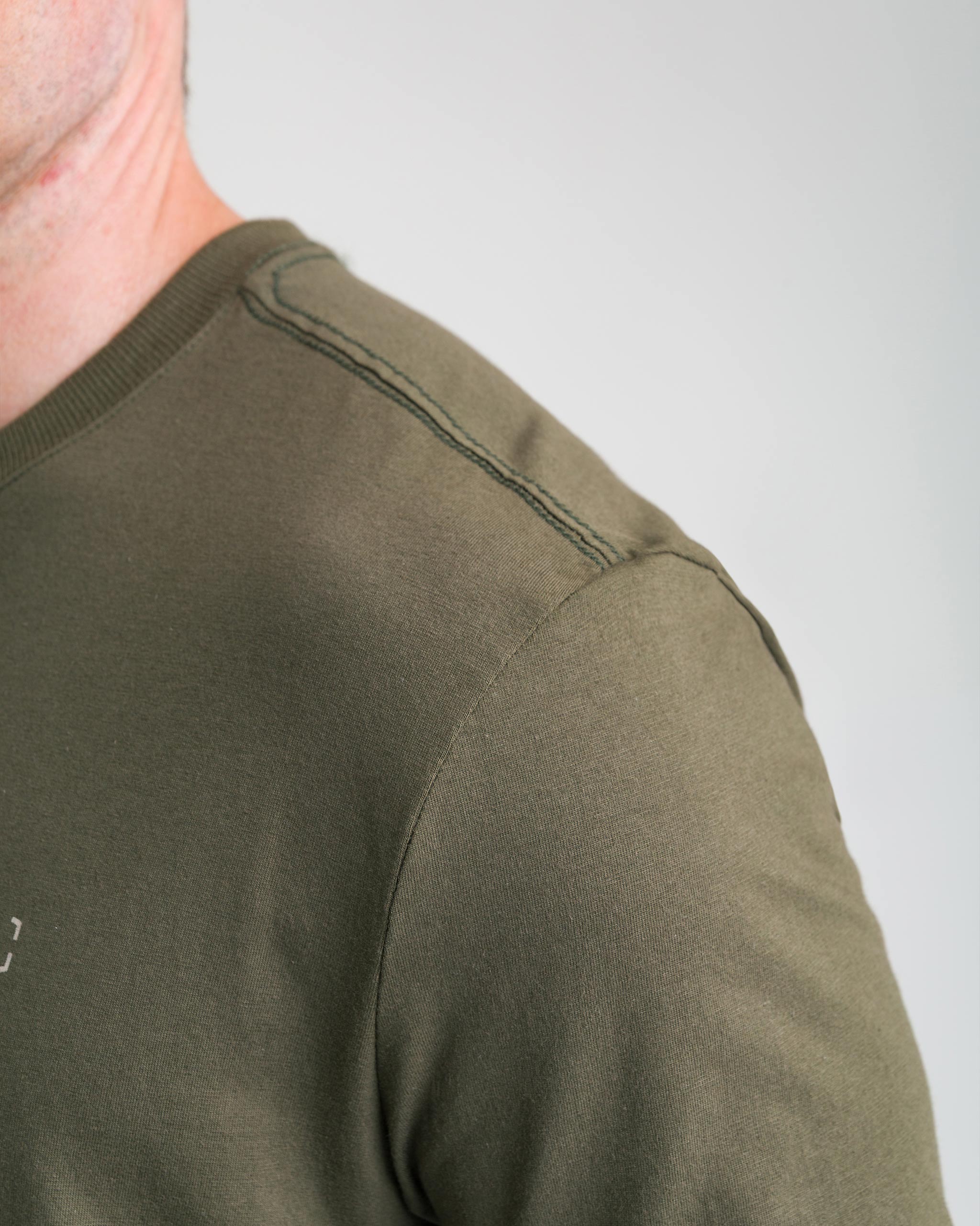 Camiseta Concept Snake Bones Masculina - Verde - INVICTUS