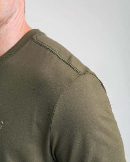 Camiseta Concept Snake Bones Masculina - Verde - INVICTUS