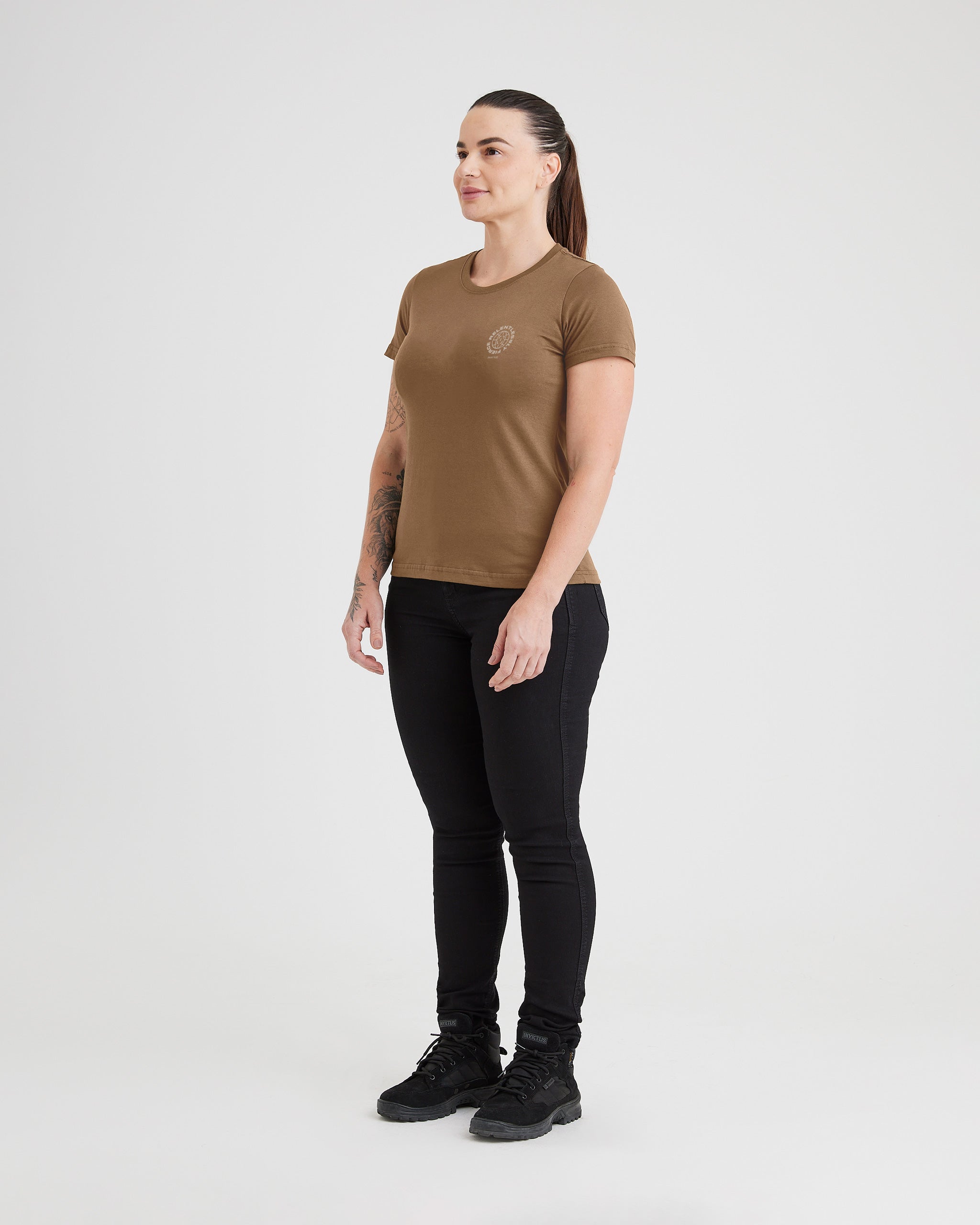 Camiseta Concept Feral Focus Feminina - Marrom - INVICTUS