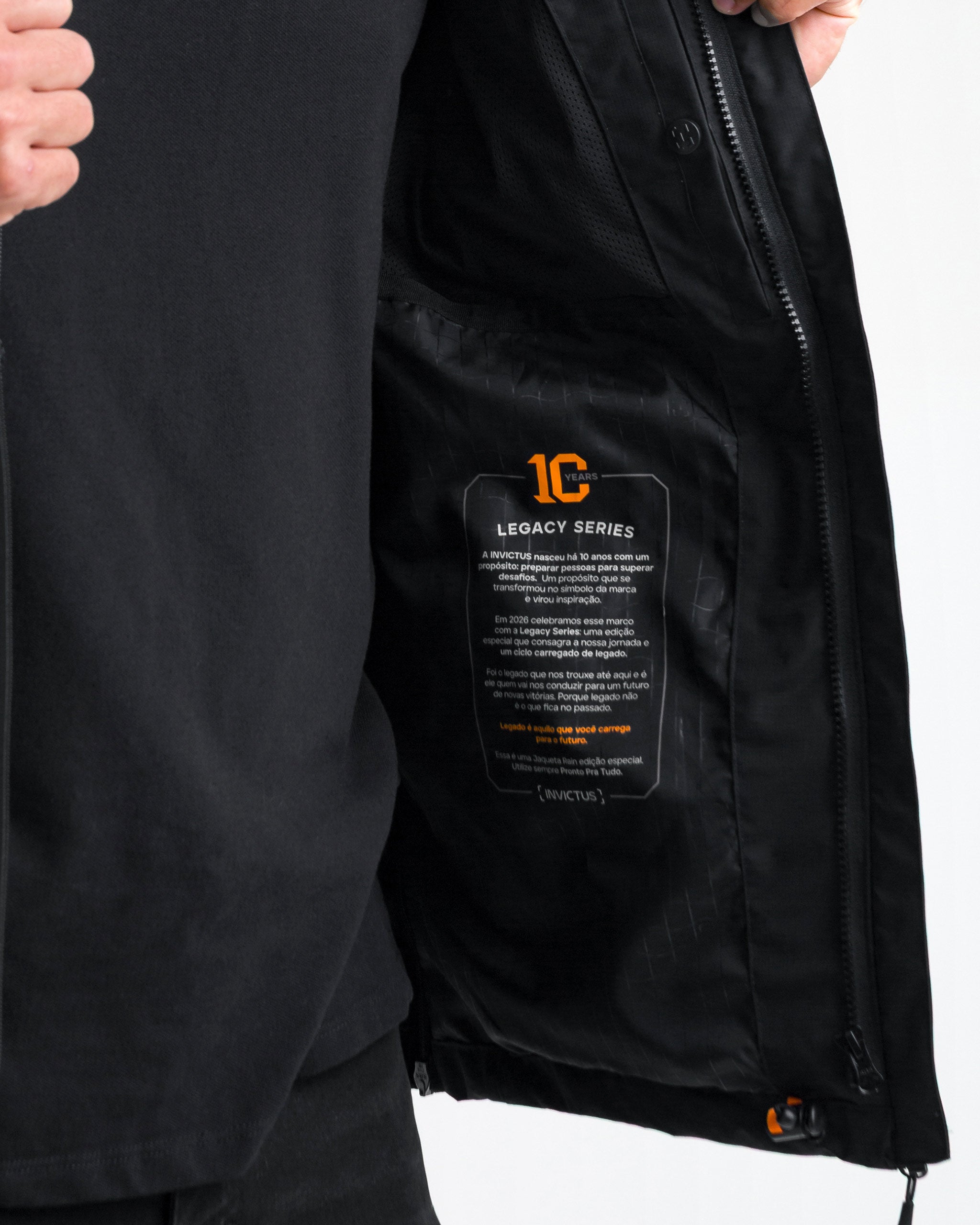 Jaqueta Rain 10 anos - Warskin Black