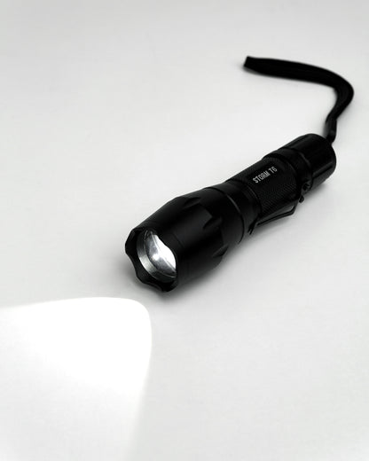 Lanterna Storm T6 280 Lumens - INVICTUS