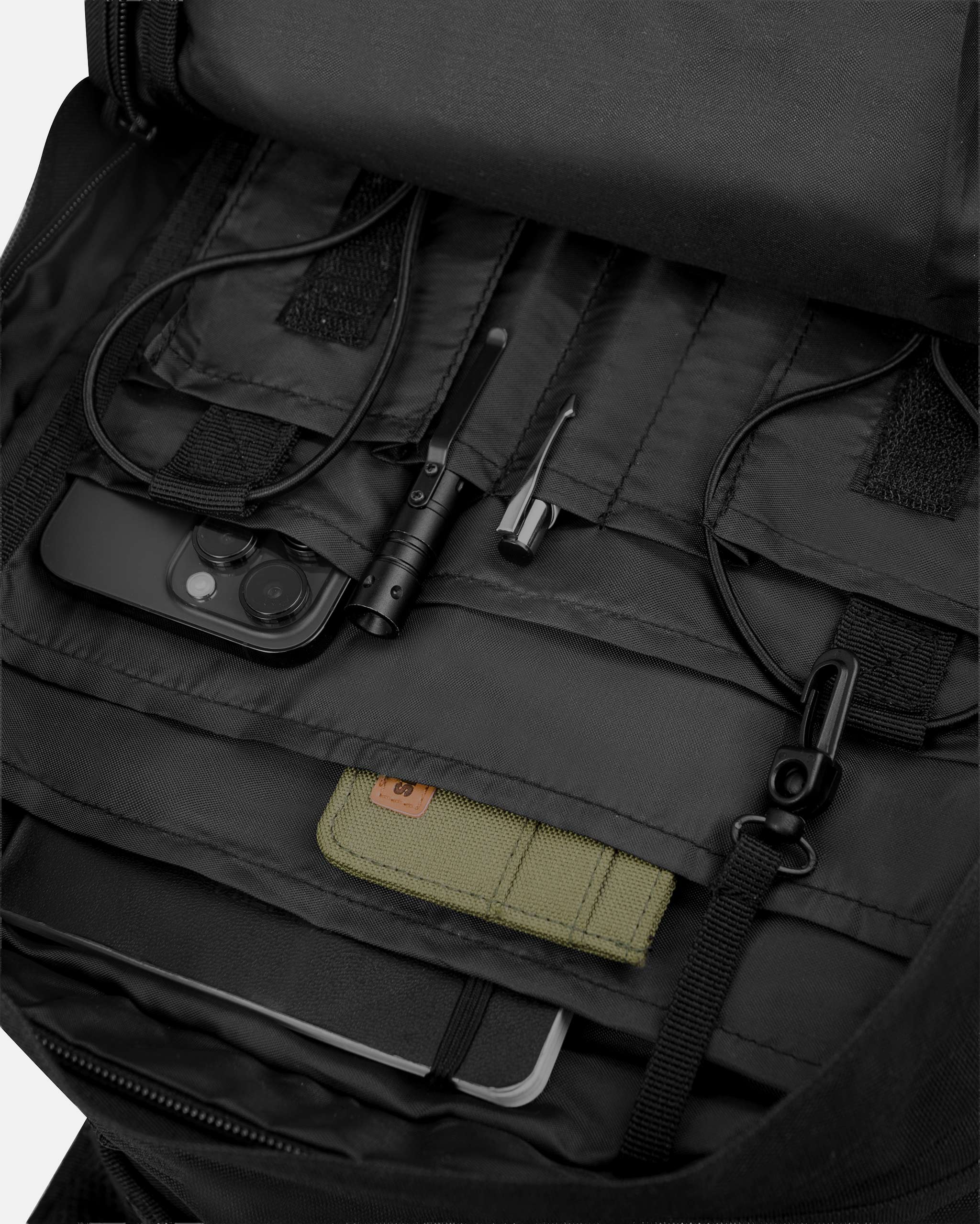 Mochila Defender 2.0 55L - Preta