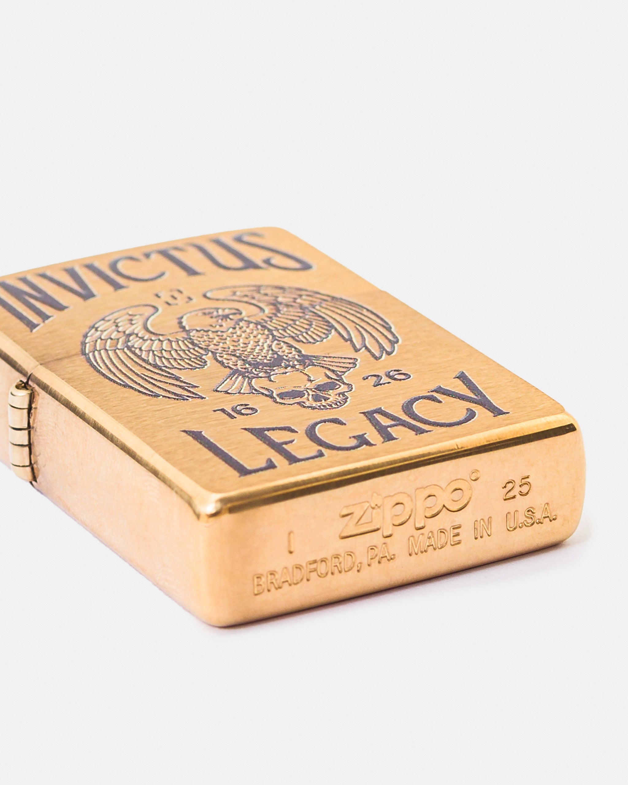Zippo Invictus Brave - 10 Years of Courage - INVICTUS